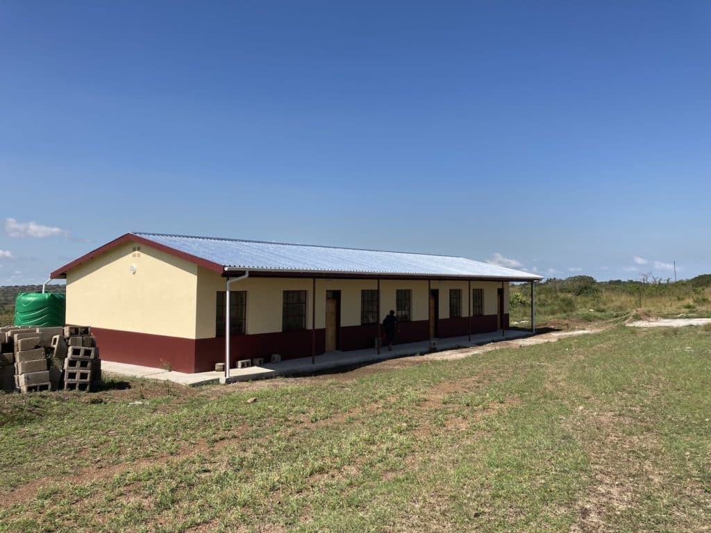 Mhlumeni High School